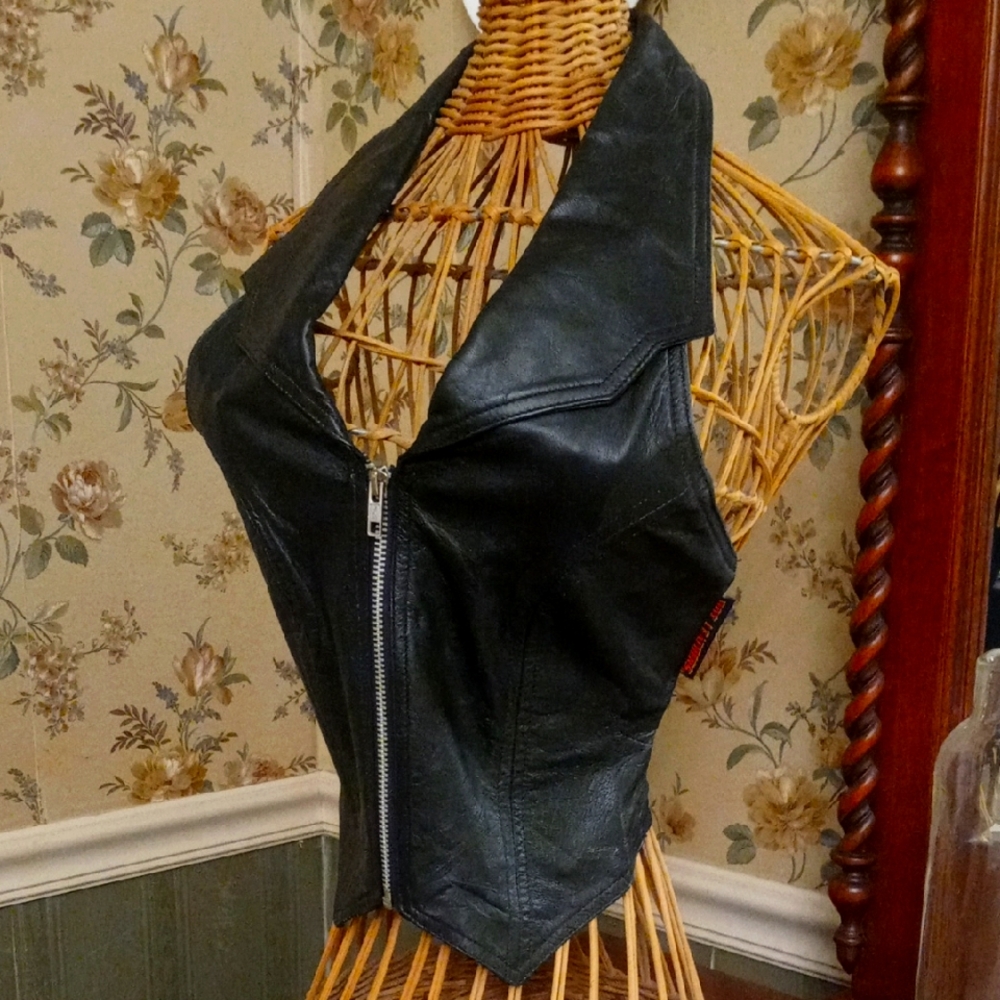 HOT LEATHERS XXS Genuine Black Leather Halter Top Motorcycle Vest